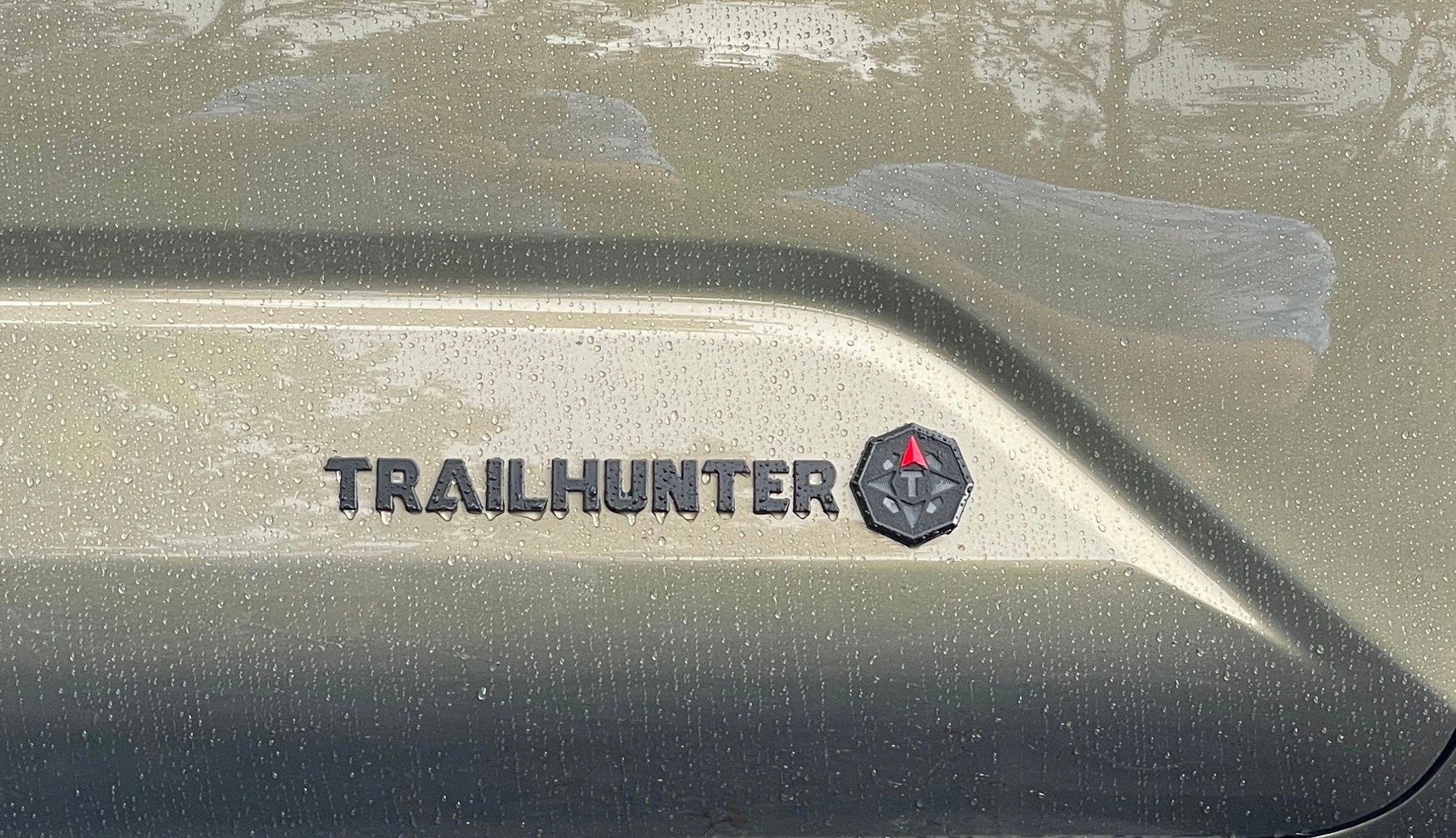 2025 Toyota 4runner Teaser #3: Trailhunter 4Runner (in new green color)! 1138121