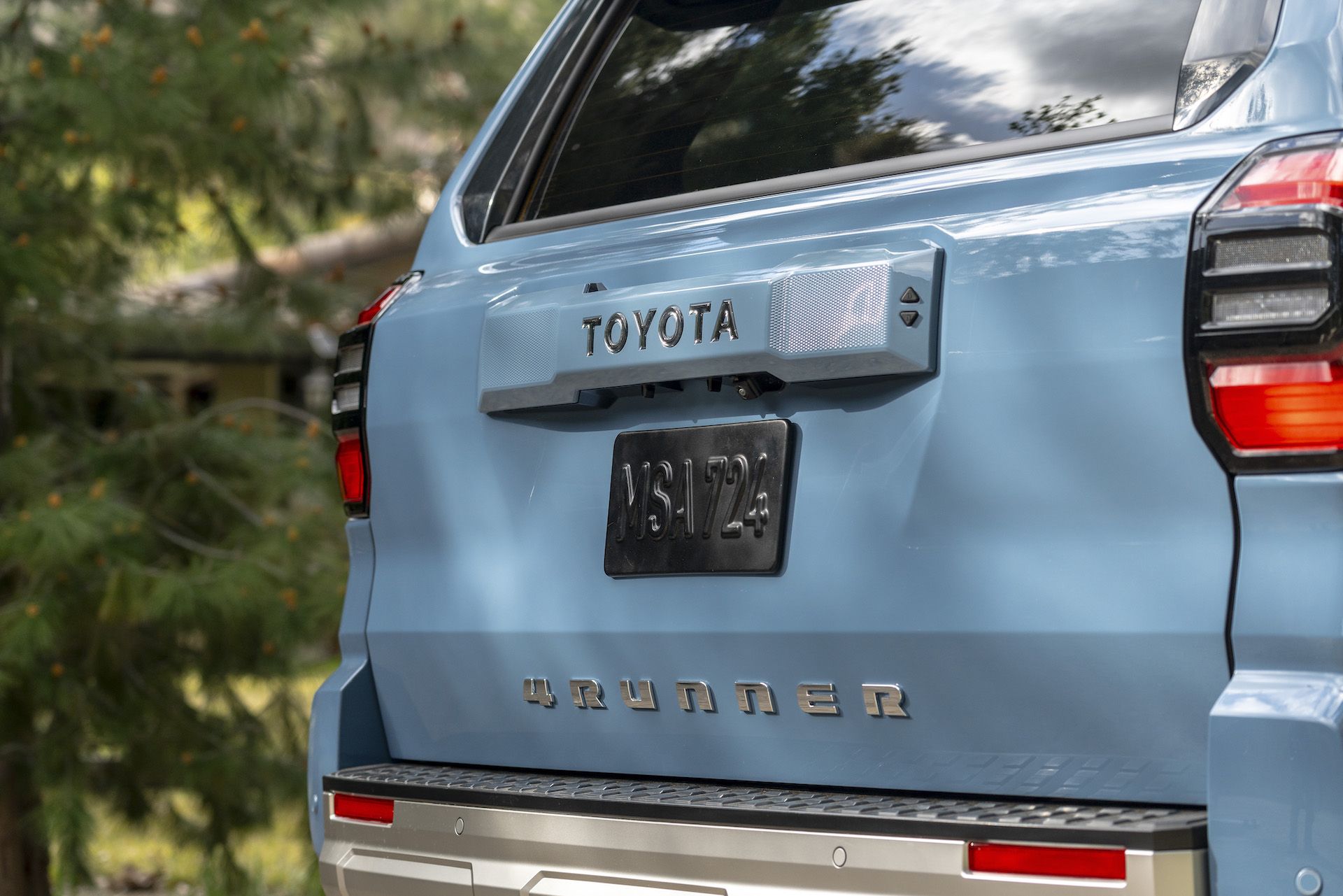2025 Toyota 4runner Photos: 2025 4Runner LIMITED (Interior, Cargo Space, Exterior) in Heritage Blue color 2025-toyota-4runner-limited-110-jpg-66156208babea