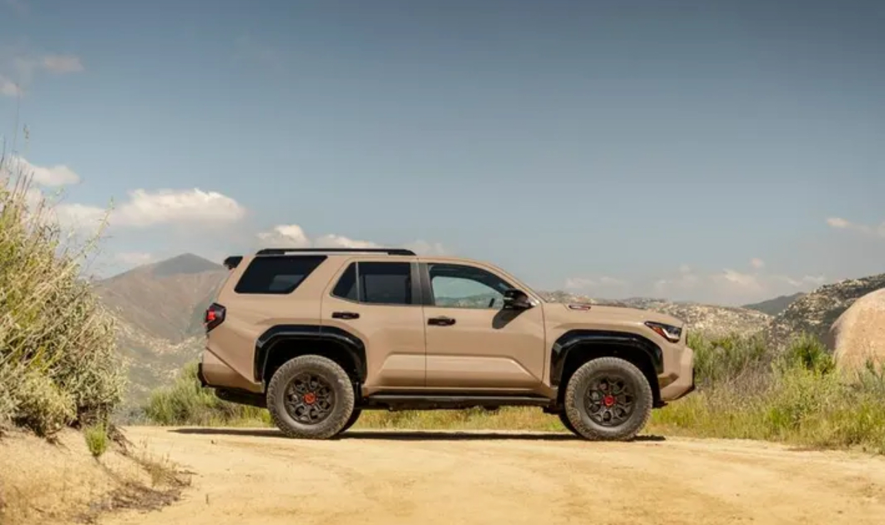 2025 Toyota 4runner 2025 4Runner Photos & Specs! 🔥 Trailhunter, TRD Pro, Off-Road, Limited Trims IMG_3843