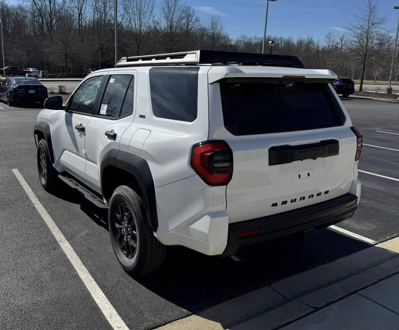 Aluminum Roof Rack For 2010-2024 Toyota 4Runner – TRD PRO Style, Black, 250 Lb Capacity