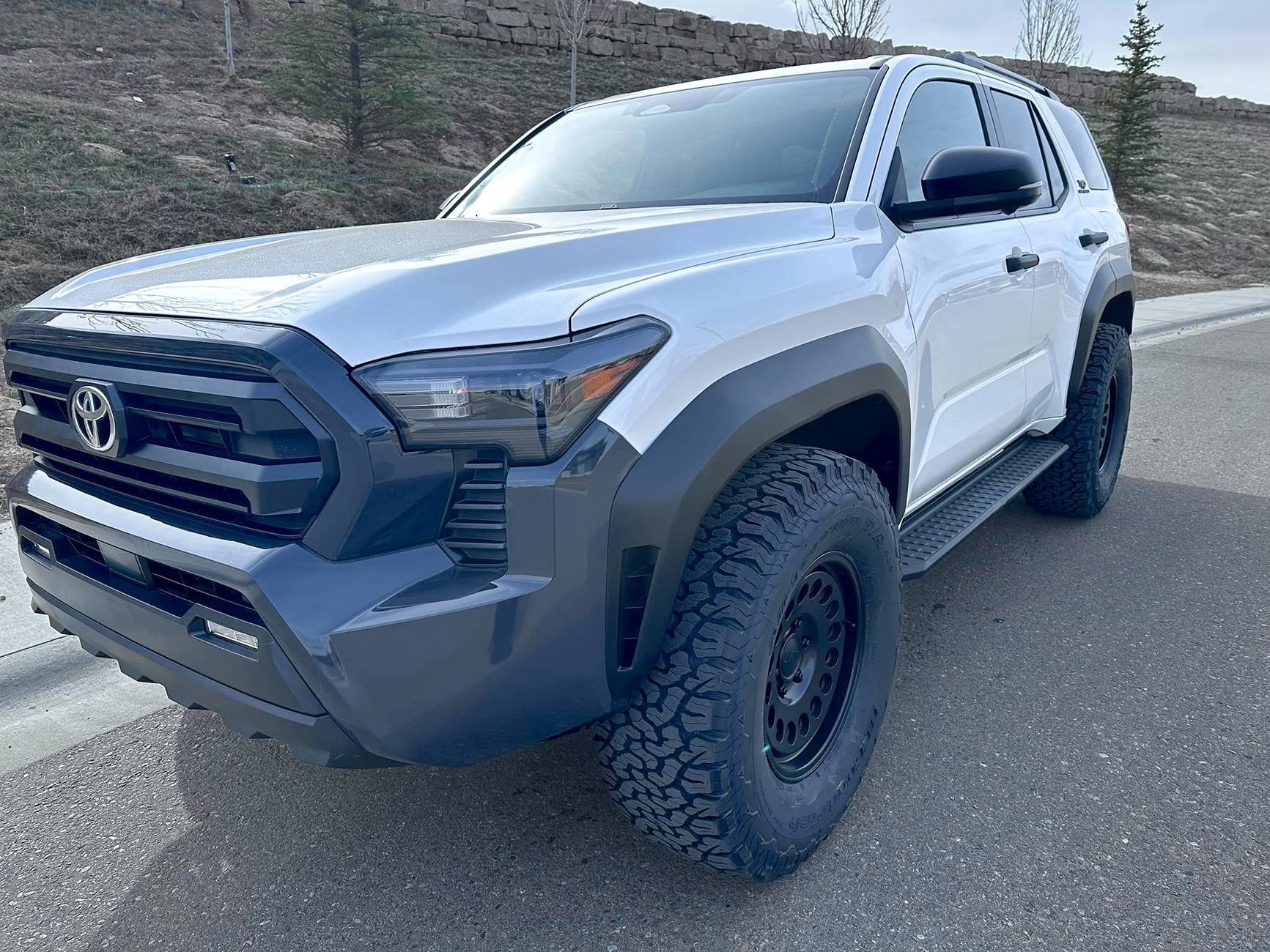 Tacoma grille fits 2025 4Runner 6th gen | 2025 4Runner Forum (6th Gen ...