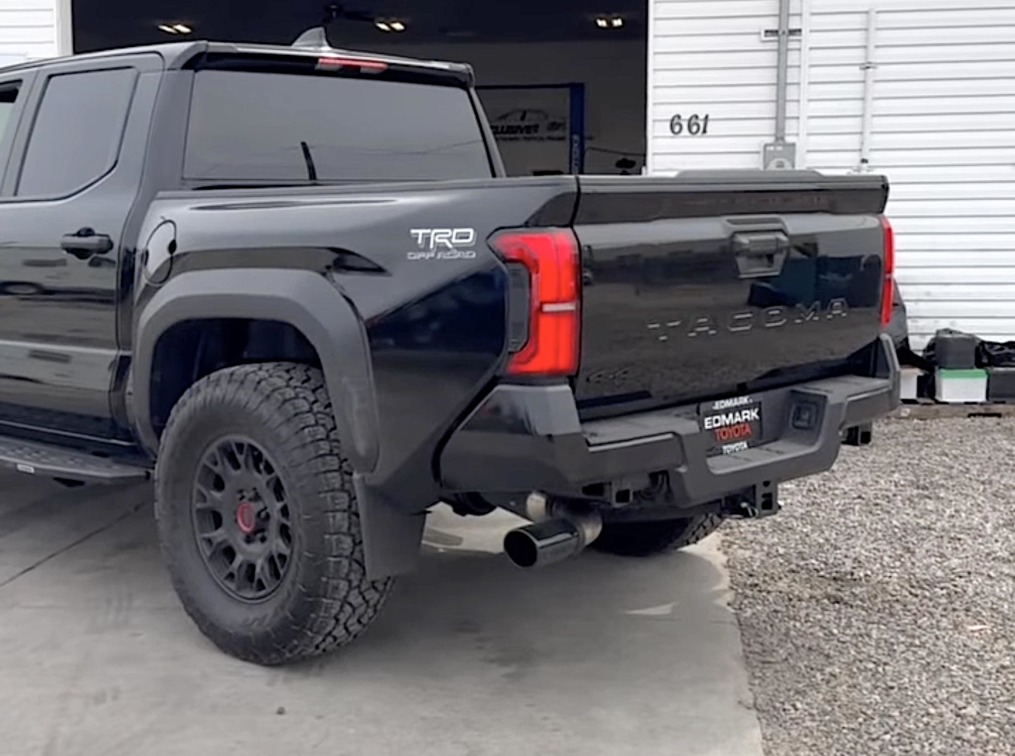 Resonator delete exhaust sound on nonhybrid engine for sound & larger