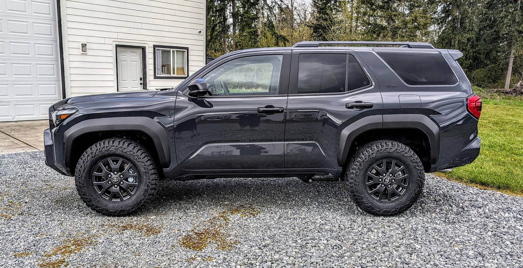 manboo 285/70R17 Baja Boss A/T tires on stock SR5 wheels, no rub